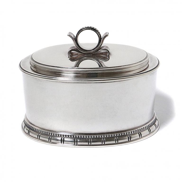 Дизайнерская серебряная шкатулка. Швеция, 1945 год