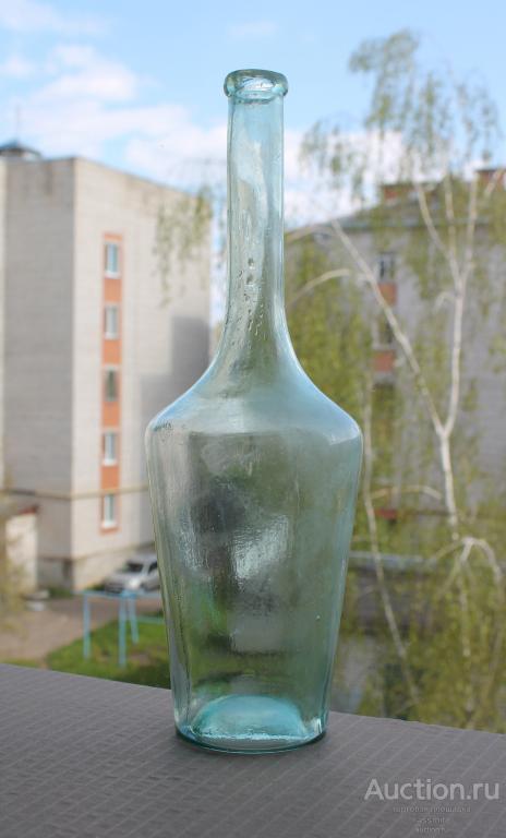 Бутылка водочная водка  вероятно Смирнов 1/20 ведра Российская Империя 28 см