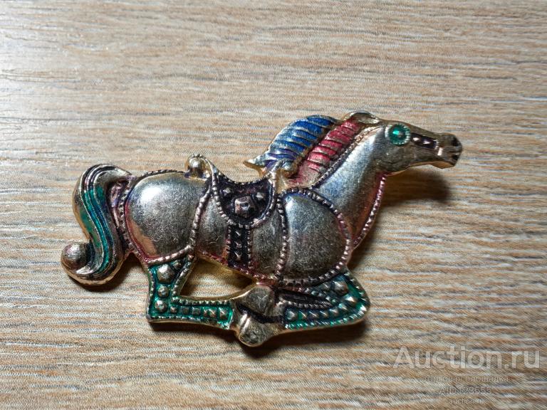ЗНАК БРОШЬ ДЕТСКИЙ ЛОШАДЬ НА СКАКУ КОНЬ ЛОШАДКА