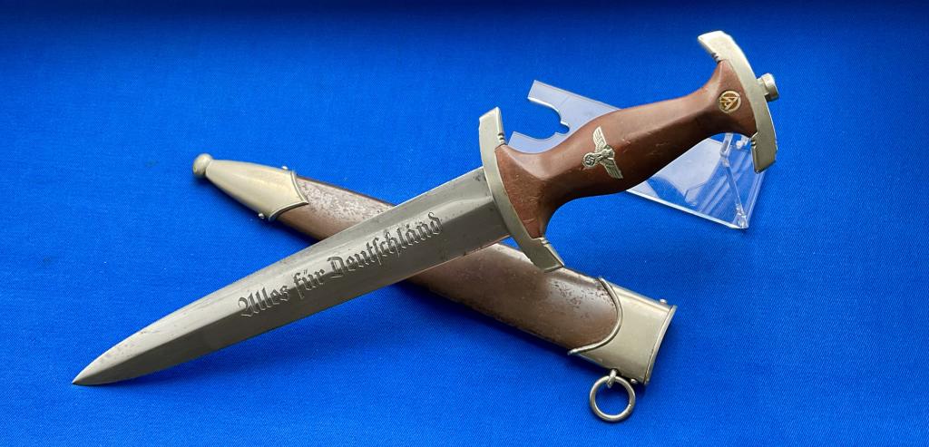 Кинжал СА , ранний образца 1933 г . Производитель -Axt- und Hauerfabrik Solingen