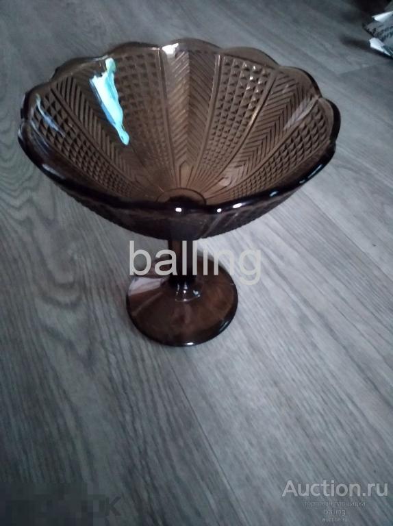 ВАЗА   конфетница  СТЕКЛО СССР 