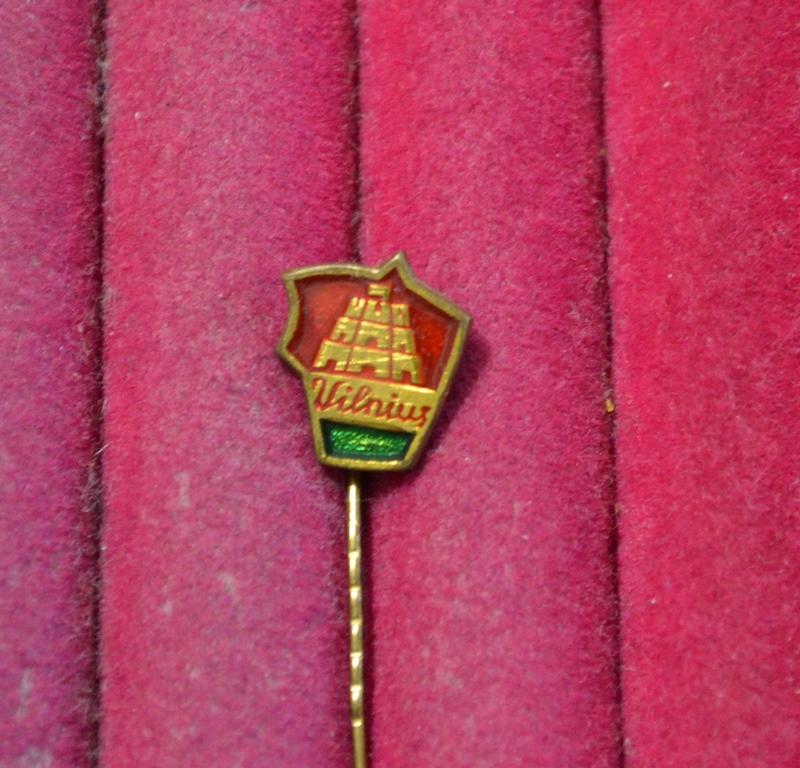 ВИЛЬНЮС ЛИТВА ЛИТОВСКАЯ ССР  ГОРОД ЗАМОК   иностранный значок  ЛИСТ № III