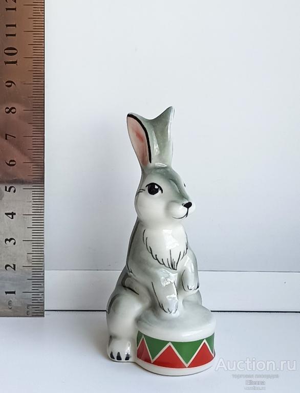 Фарфоровая статуэтка Серый заяц сказка зайчик мультфильм заяц-русак