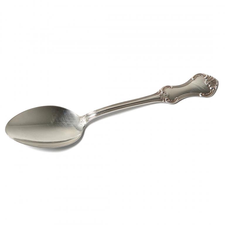 Небольшая серебряная обеденная ложка. Швеция, 1956 год.