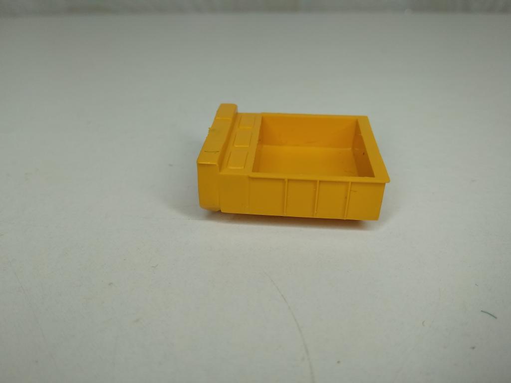 16мм.(HO) Кузов от самосвала,желтый