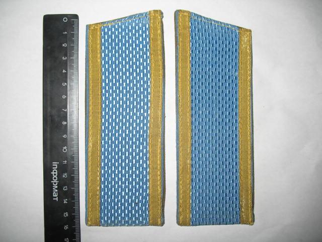 Погоны курсанта СССР, голубые, с полем из вискозного галуна.