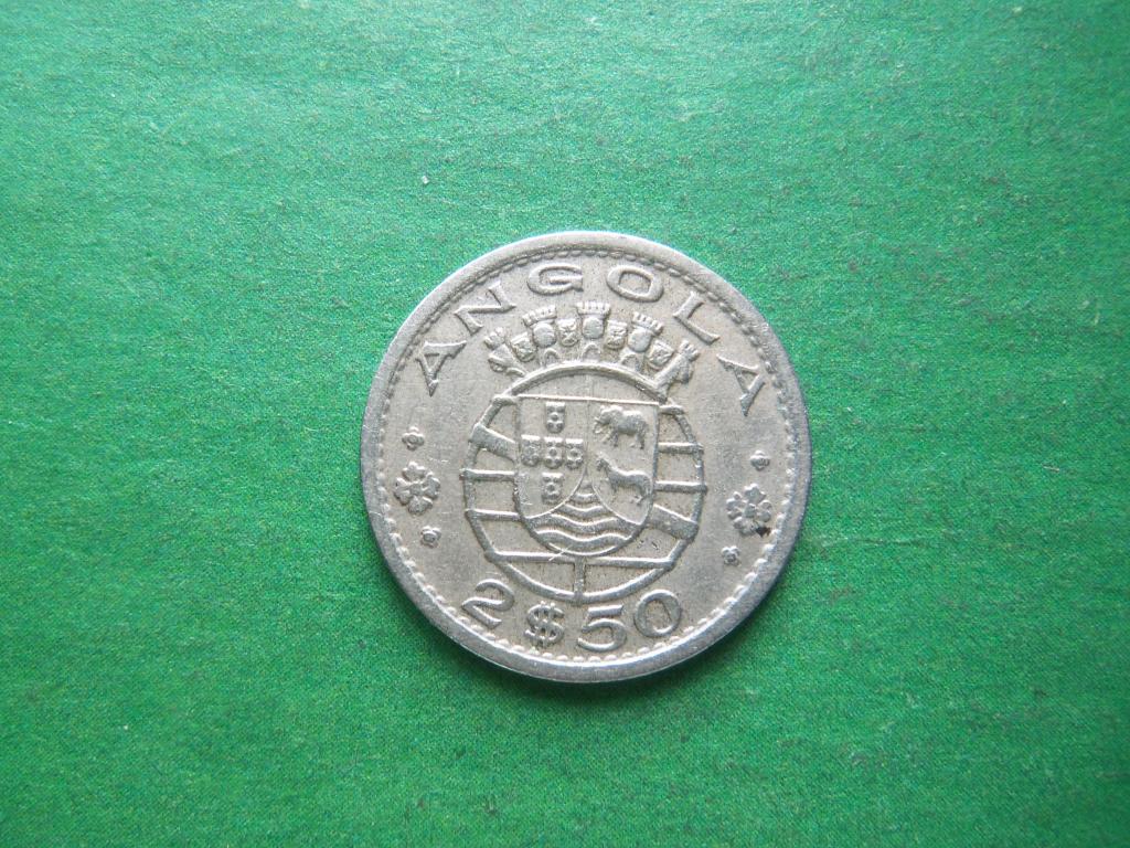 Португальская Ангола 2,5 эскудо 1956 г.