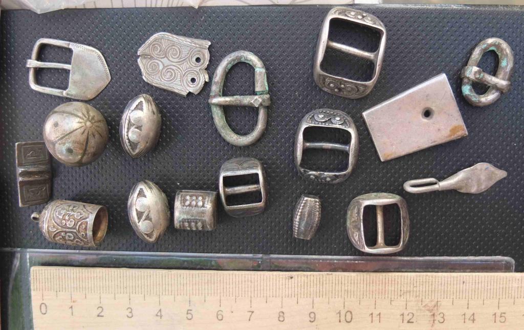 серебряные накладки на пояс и прочее серебро, царская Россия