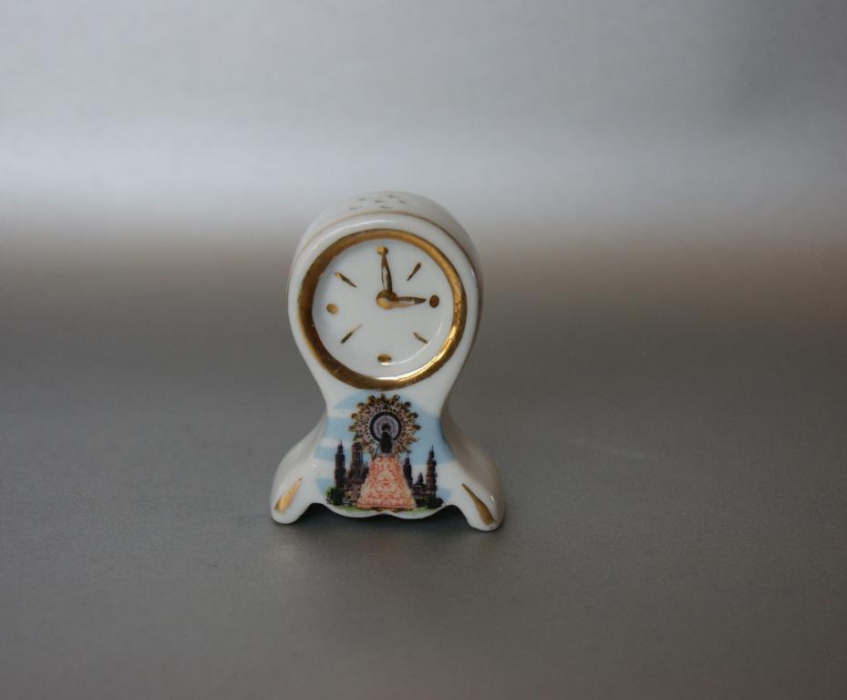 будильник часы солонка Испания