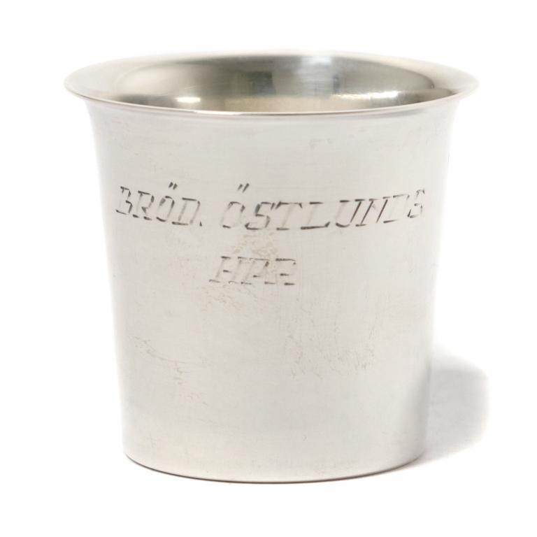 Серебряная стопка. Швеция, 1949 год.