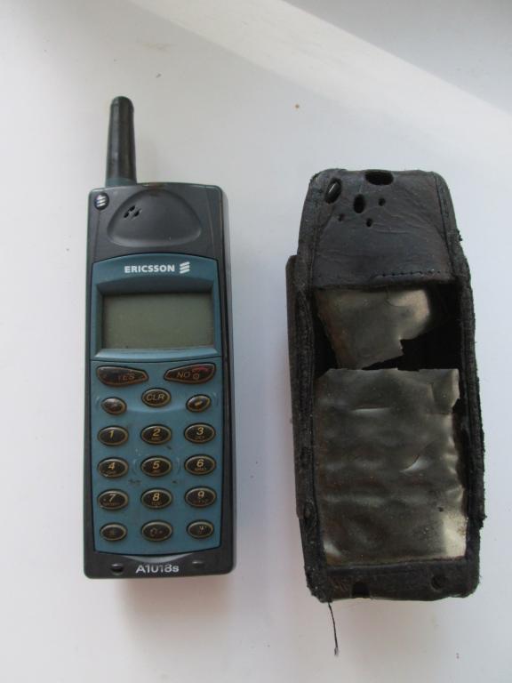 ТЕЛЕФОН МОБИЛЬНЫЙ ERICSSON A1018S ! ХОРОШЕЕ ВНШНЕЕ СОСТОЯНИЕ ! В КОЛЛЕКЦИЮ ! ЛОТ 2 !