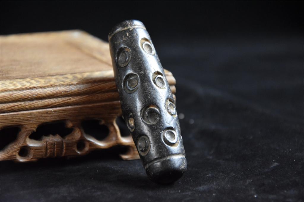 Культура Хуншань фигурка №21 БУСИНА ДЗИ КУБЕРА натуральный камень древний Китай ручная работа