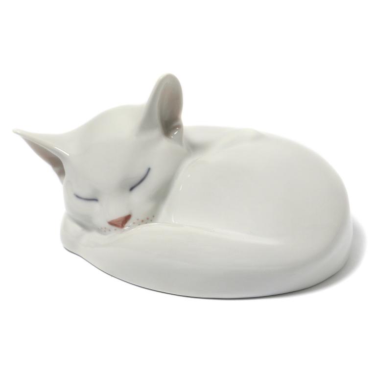 Фарфоровая фигура "Спящая Кошка". Royal Copenhagen
