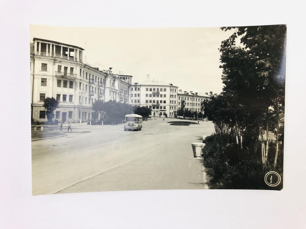 Фотография. Город. Автобус. 1970