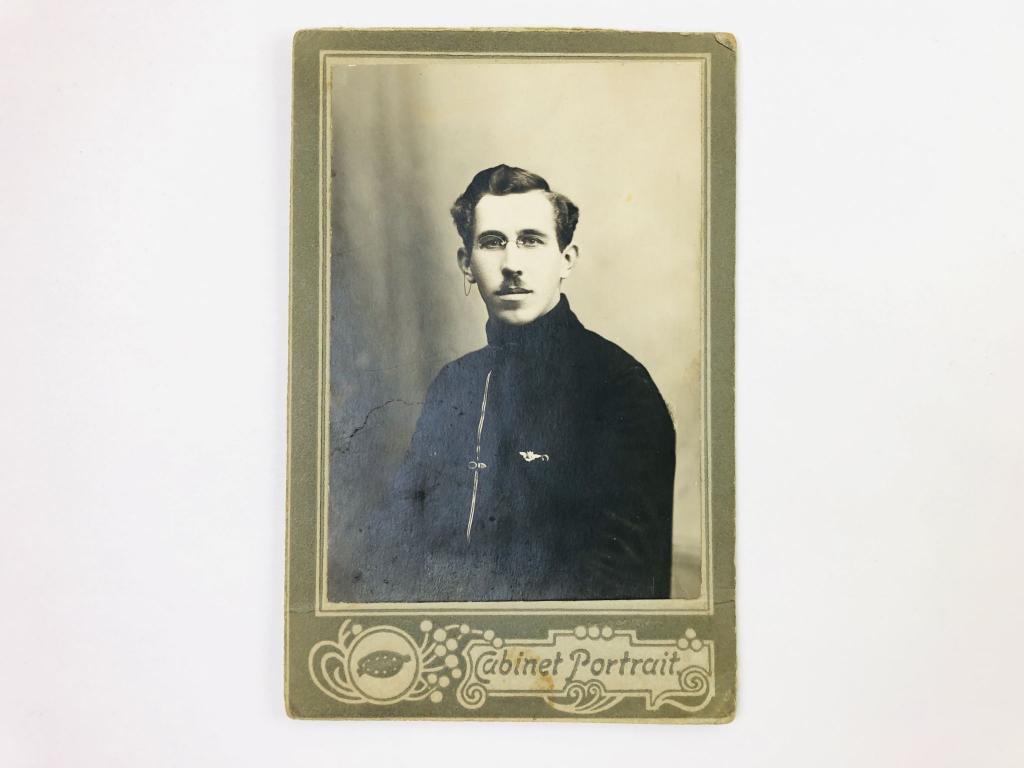Фотография. Мужчина. Портрет. Подписана. Тюрин. 1926
