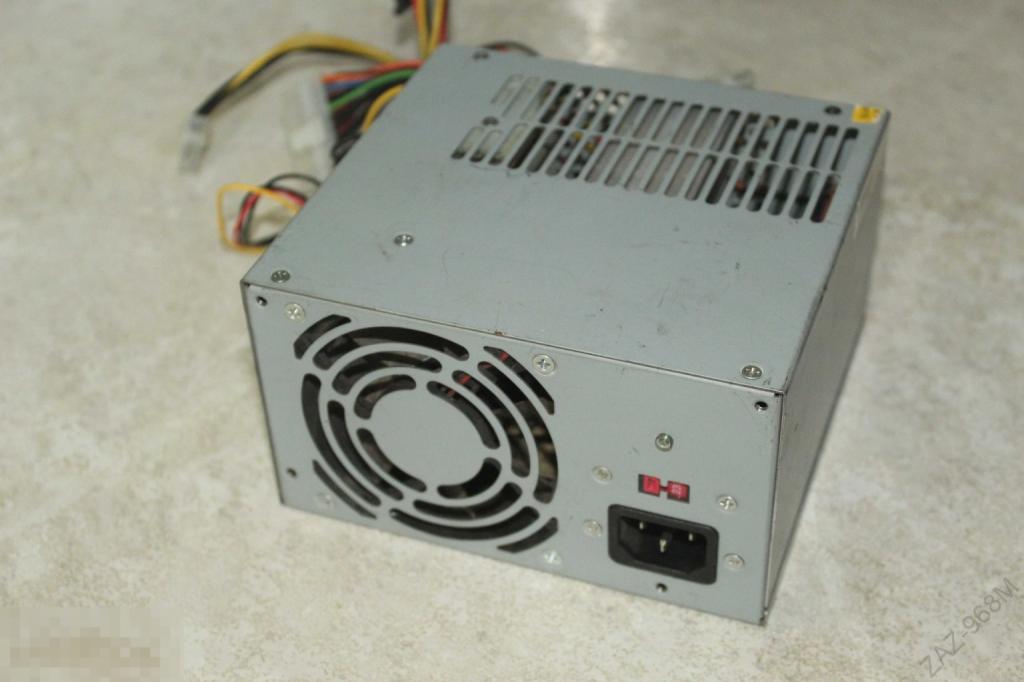 Блок питания HIPRO HP-D2537F3P 250 Вт. Тяжелый! 2 кг. 