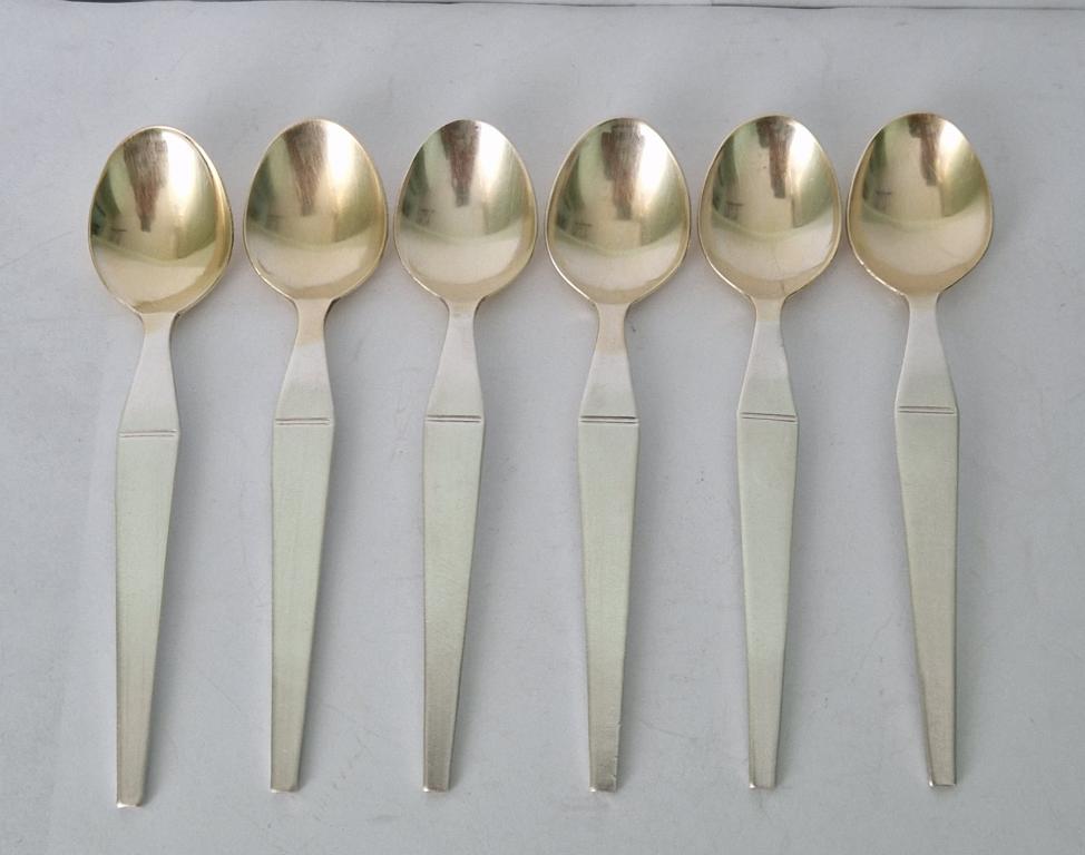 Чайные серебряные ложки (6 шт).