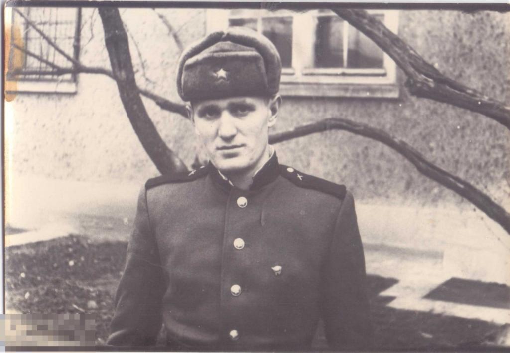 Солдат рядовой артиллерии - комсомолец. 1950-60-е гг.
