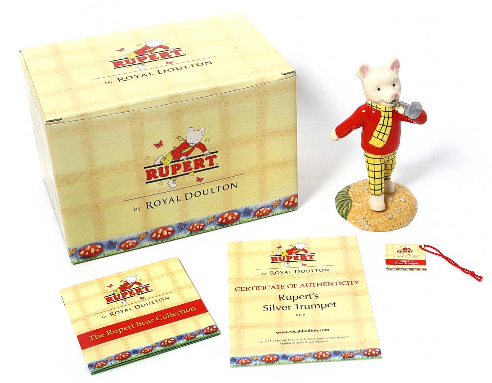 Фарфоровая фигура "Медведь Руперт​". Royal Doulton