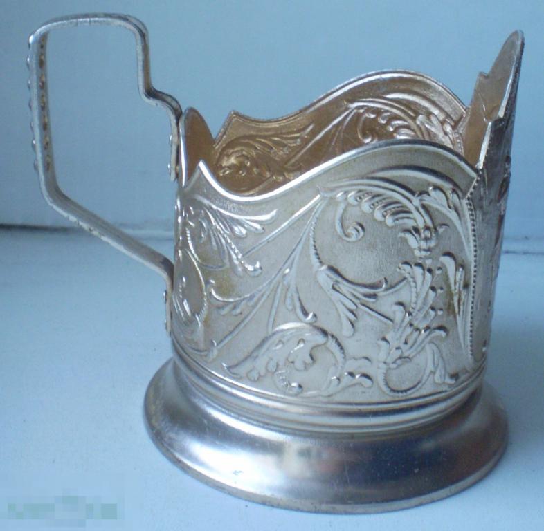 Подстаканник Иван-царевич стреляет из лука в лебедя. Aлюминий