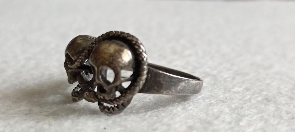 Перстень мужской  черепа,мёртвая голова  серебро .