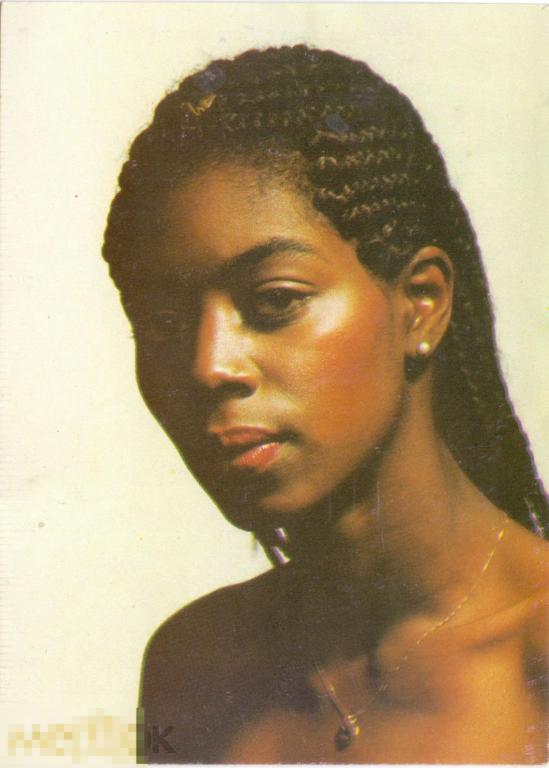 Календарик на 1990 г. 1-е международное биеннале фотографии "Волга-90". Девушка Таня