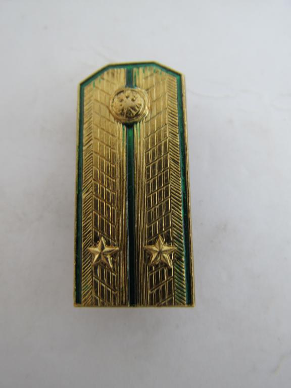 Пограничник Жетон Знак Офицерский погон ПВ РФ Пограничные войска Выпускник училища Лейтенант
