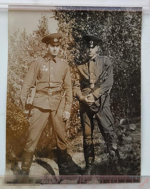 Фотография военнослужащие солдаты оружие автомат АК штык-нож ПВ пограничные войска #110*