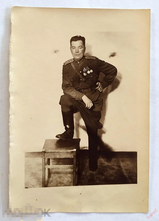 Фотография военнослужащий офицер капитан награды орден Боевого Красного Знамени, медали. Agfa #119*