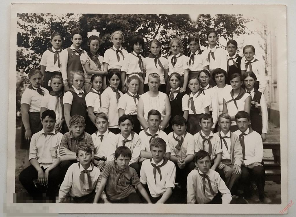 Фотография школа школьники ученики пионеры пионерия мальчики девочки #120