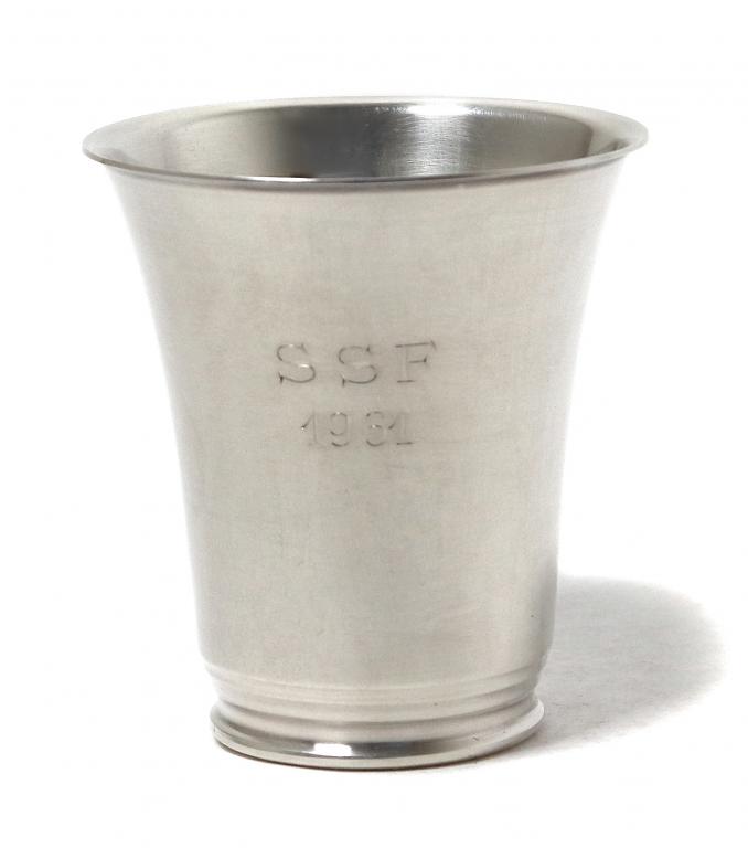 Небольшой серебряный стакан (стопа). Швеция, 1961 год.