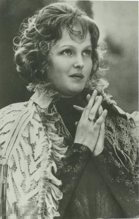 Артисты. Фильм Неоконченная пьеса для механического пианино (1977). Е. Соловей. 1984 г.