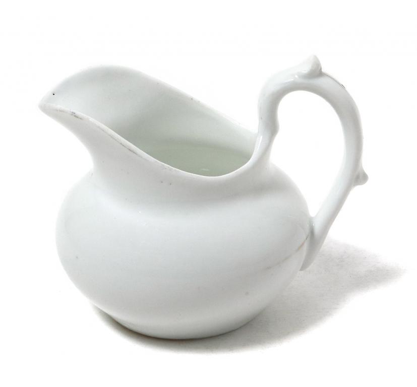 Фарфоровый молочник. М.С. Кузнецов, 1890-1917 гг.