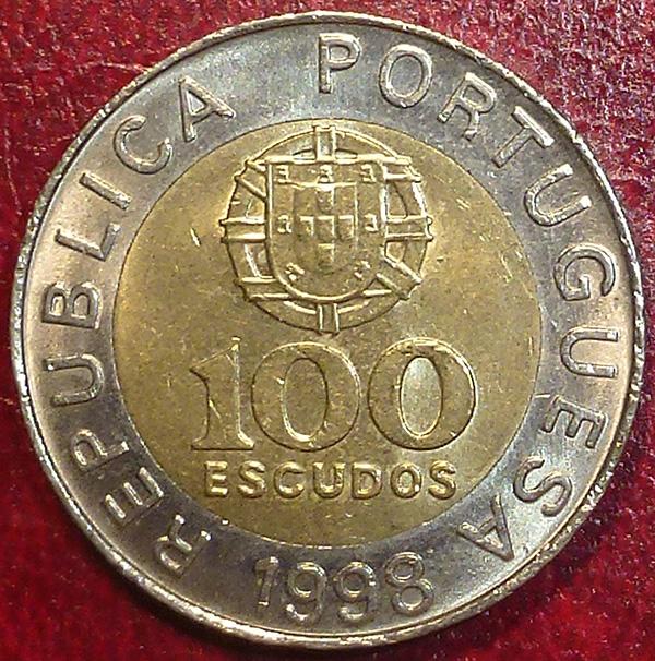 Португалия 100 эскудо 1998 года. БИМЕТАЛЛ.