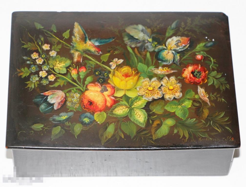 Шкатулка Федоскино. Художник Привалова 1956 год.
