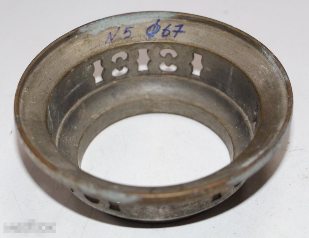 Конфорка №5. Литая.  Диаметр посадочный 67 мм. Запчасть от самовара.