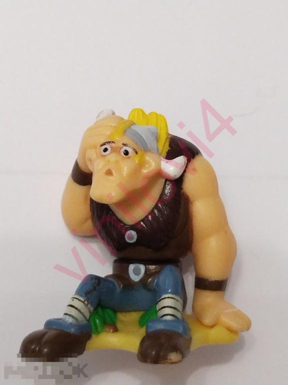 Викинг Олаф из серии «Asterix et les Vikings». Kinder (2006)