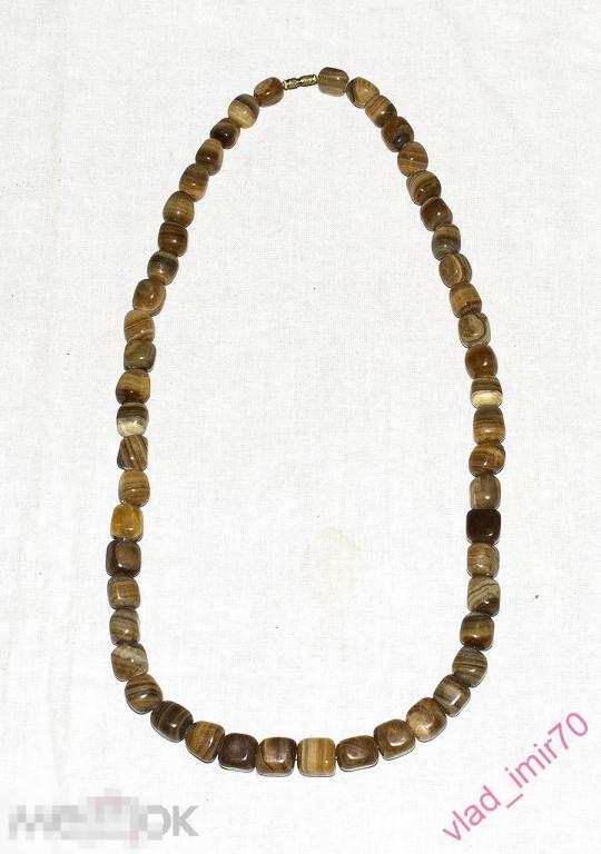 Бусы коричневый камень СССР