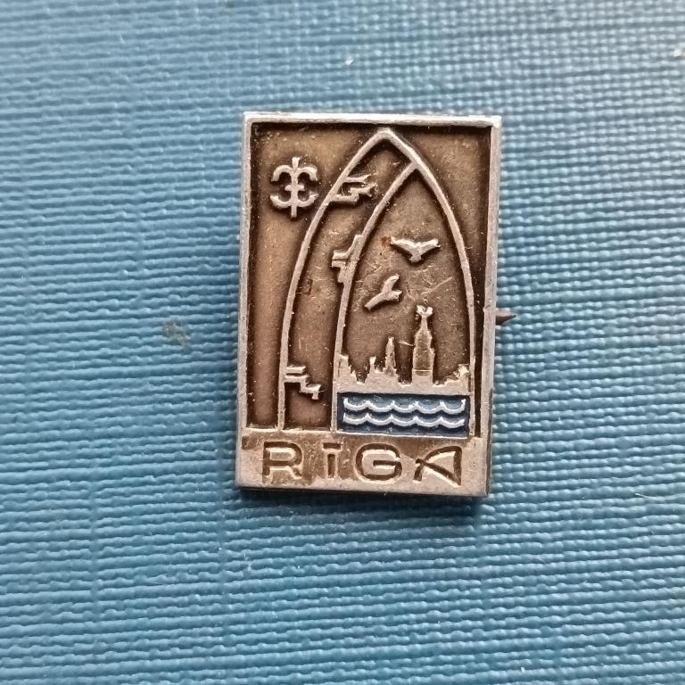 значок Рига 5 лист 2