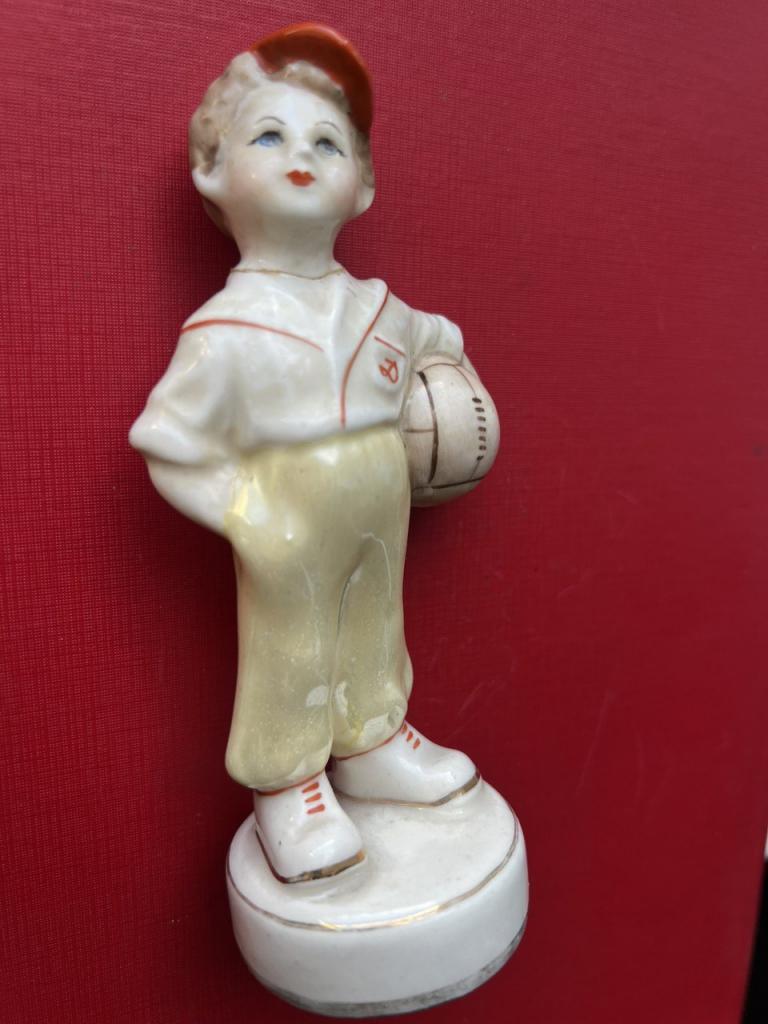 Футболист фарфор 40-х ранний редкий