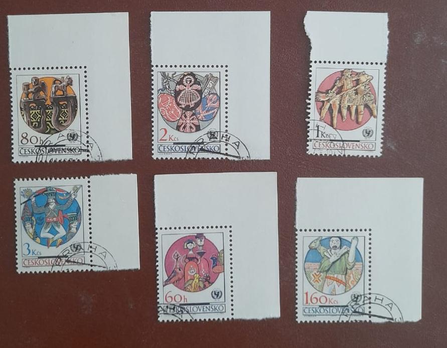 Чехословакия 1971 год  ЮНИСЕФ, 25 лет Деревянные игрушки и поделки Гаш