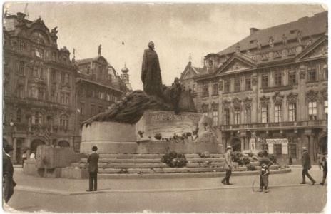 Открытка Чехия. Прага. Памятник Гусу (008286)