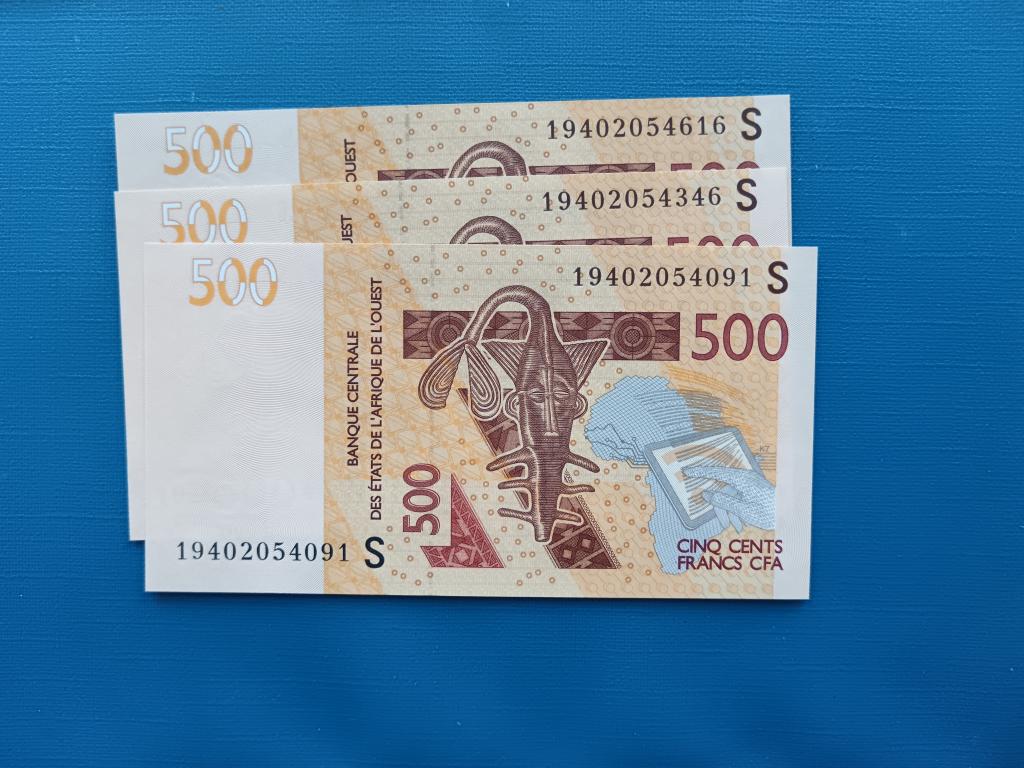 Гвинея-Бисау Биссау (S) 500 франков  КФА 2019/2012  Пресс альбом 5