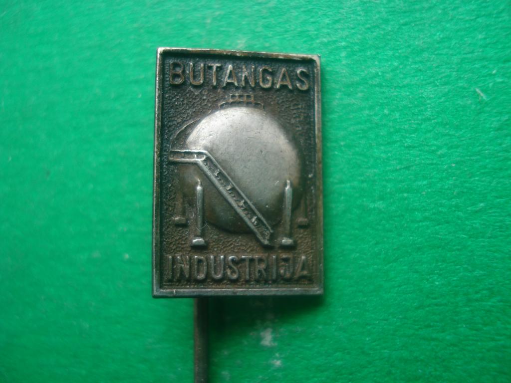 BUTANGAS INDUSTRIJA. Основанная в Милане, Италия в 1948 году. Тяжелый.