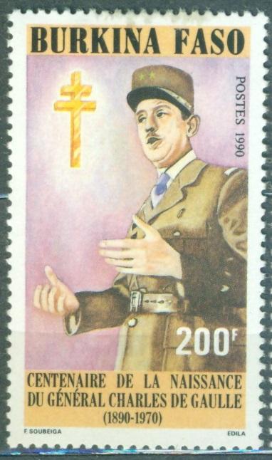 Буркина Фасо 1990 г. Шарль де Голль негашеная* (клей, след наклейки)