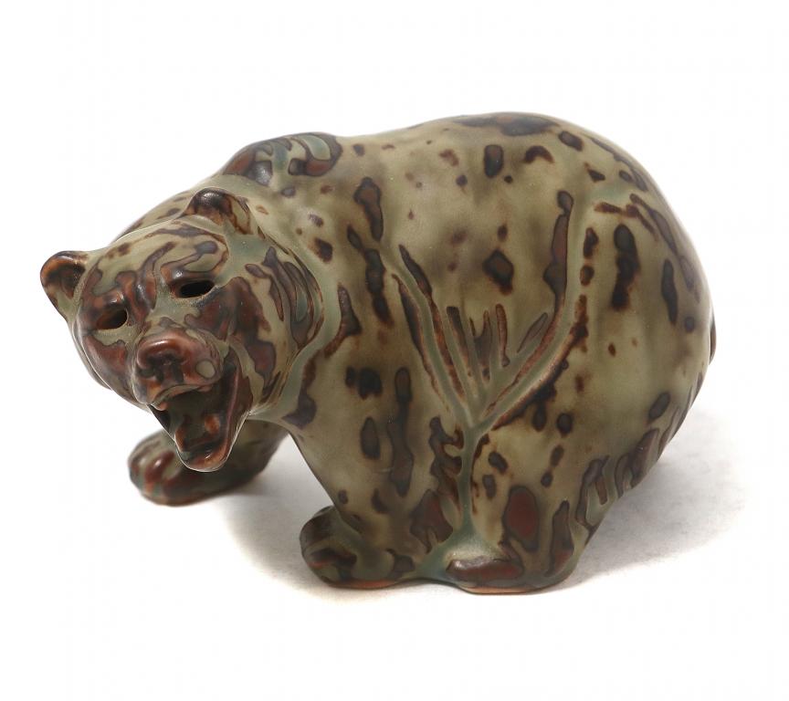 Керамическая фигура "Медведь". Royal Copenhagen