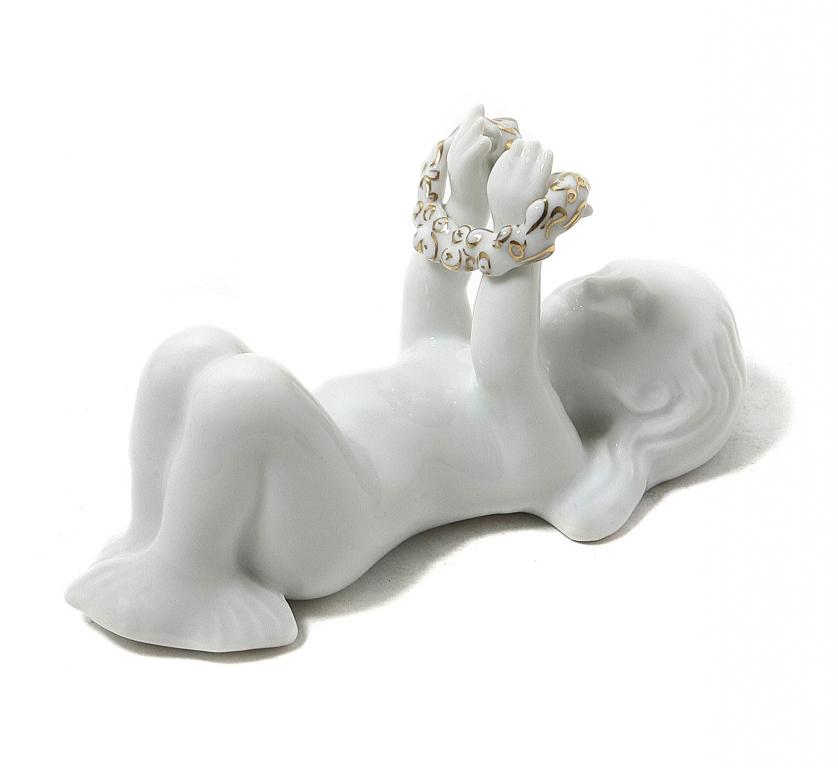 Фарфоровая фигура "Девочка". Bing & Grondahl.