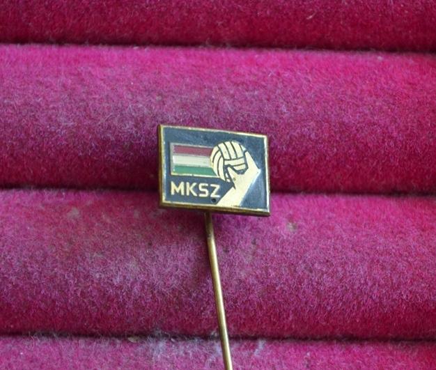 Баскетбол MKSZ   Венгрия  Тяжелый  иностранный значок  ЛИСТ №  141