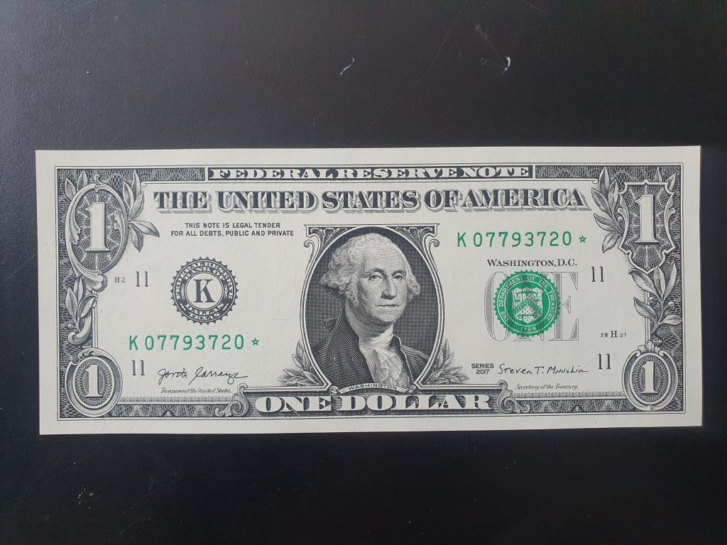 США 1 доллар 2017 год K(11)-серия замещения