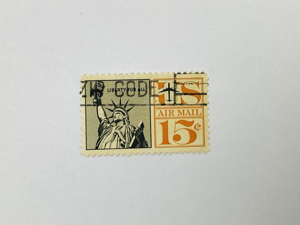 Авиапочта. Статуя Свободы. Архитектура. США. 1961. Скотт: US C63; Михель: US 764IIx. Гашен